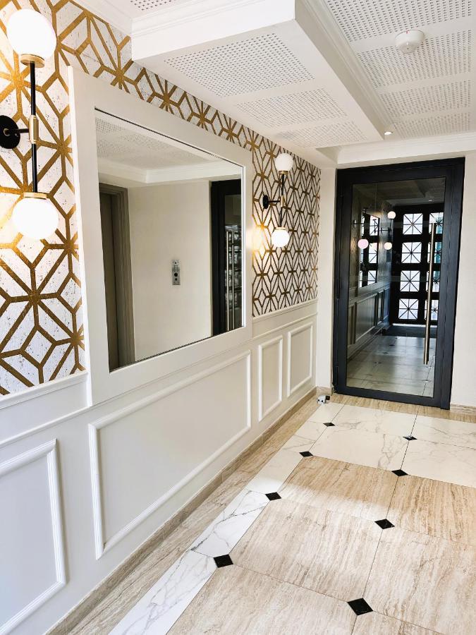 *new* Bohemia 6 Pax Apartment Serris